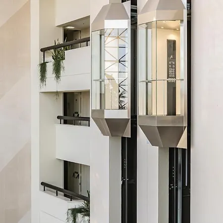 In -sea View -pool Apartament Віавіа